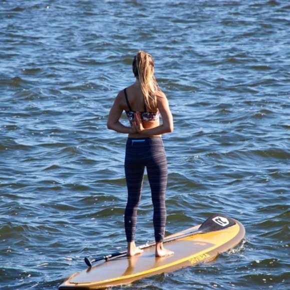 Lululemon Run the World Tight - Picture 4 of 7